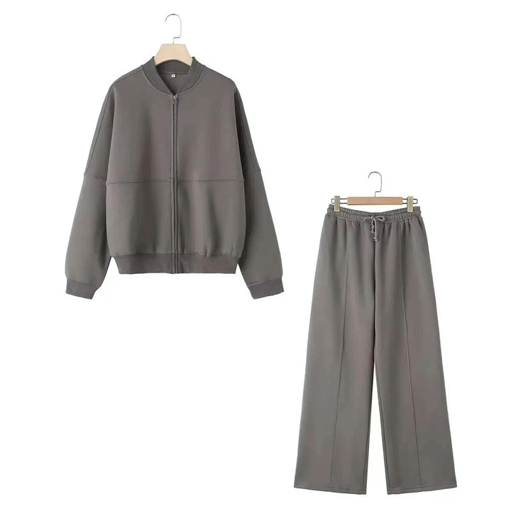 Orla | Bequemes Klassisches Zweiteiliges Outfit für Frauen