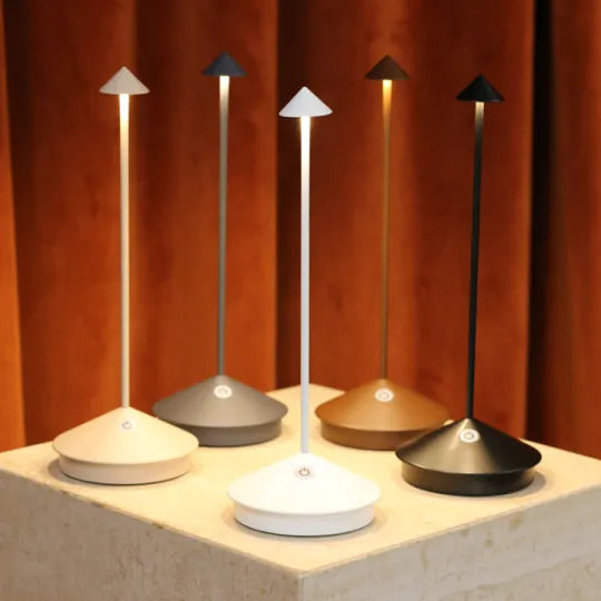 Stolja | Kabellose und Wiederaufladbare LED Tischlampe