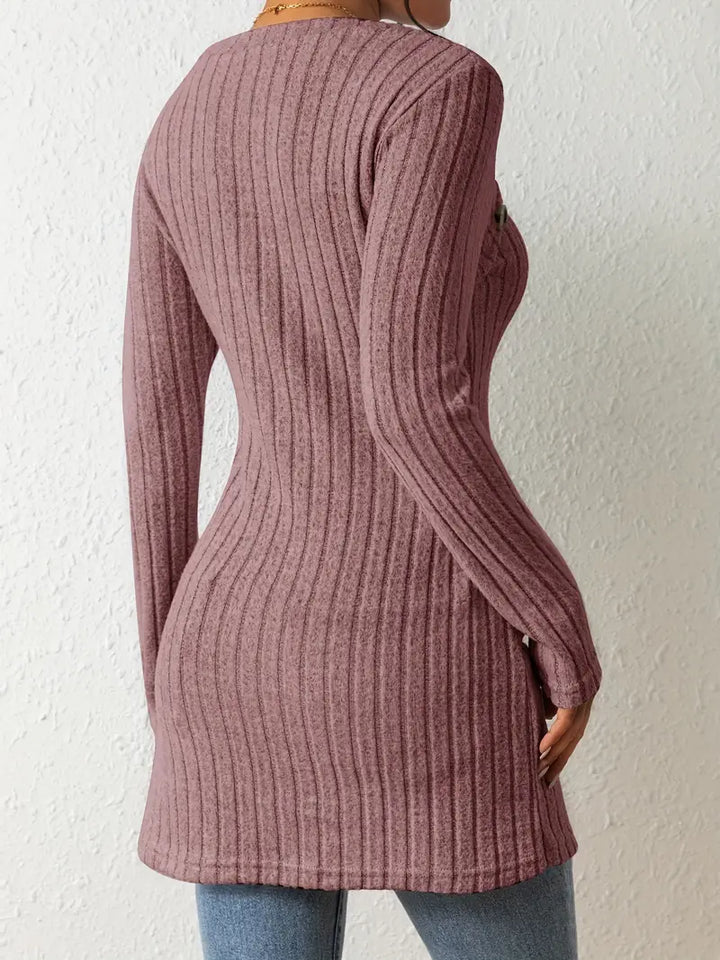 Ovelisse | Asymmetrisches Geknöpftes Geripptes Oberteil Für Frauen
