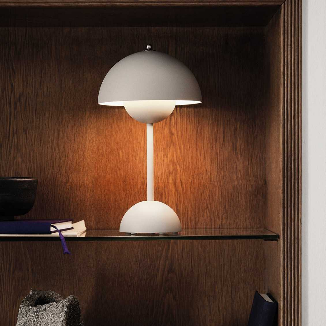 Stüna | LED Tischlampe
