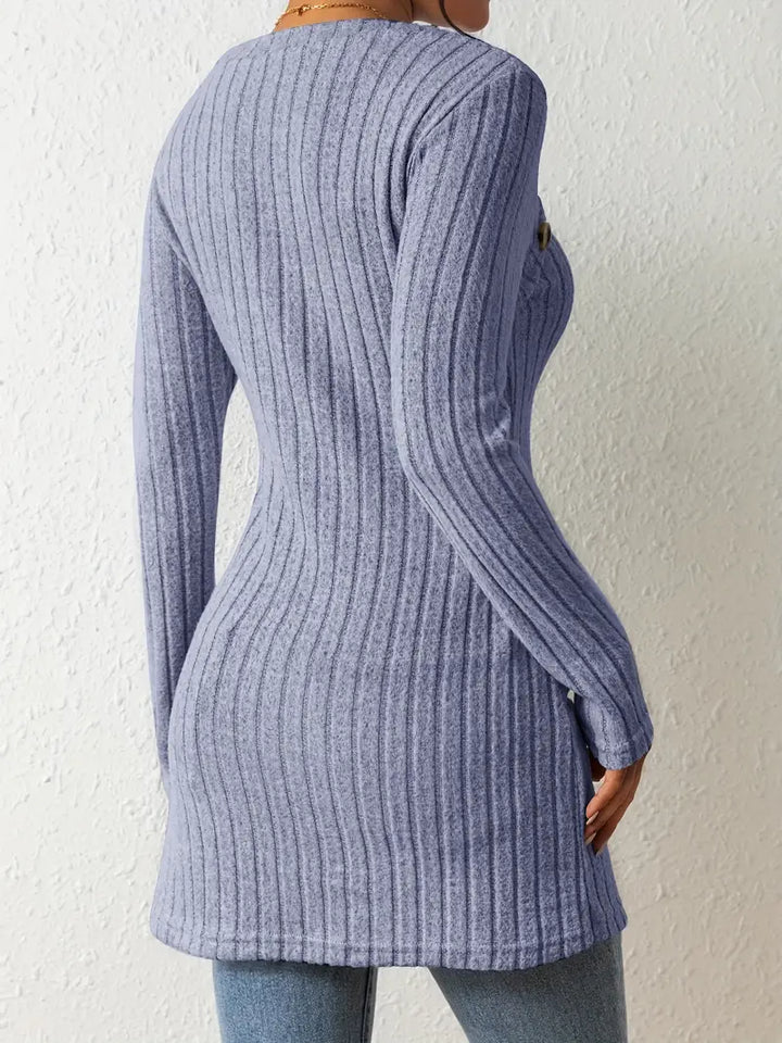 Ovelisse | Asymmetrisches Geknöpftes Geripptes Oberteil Für Frauen