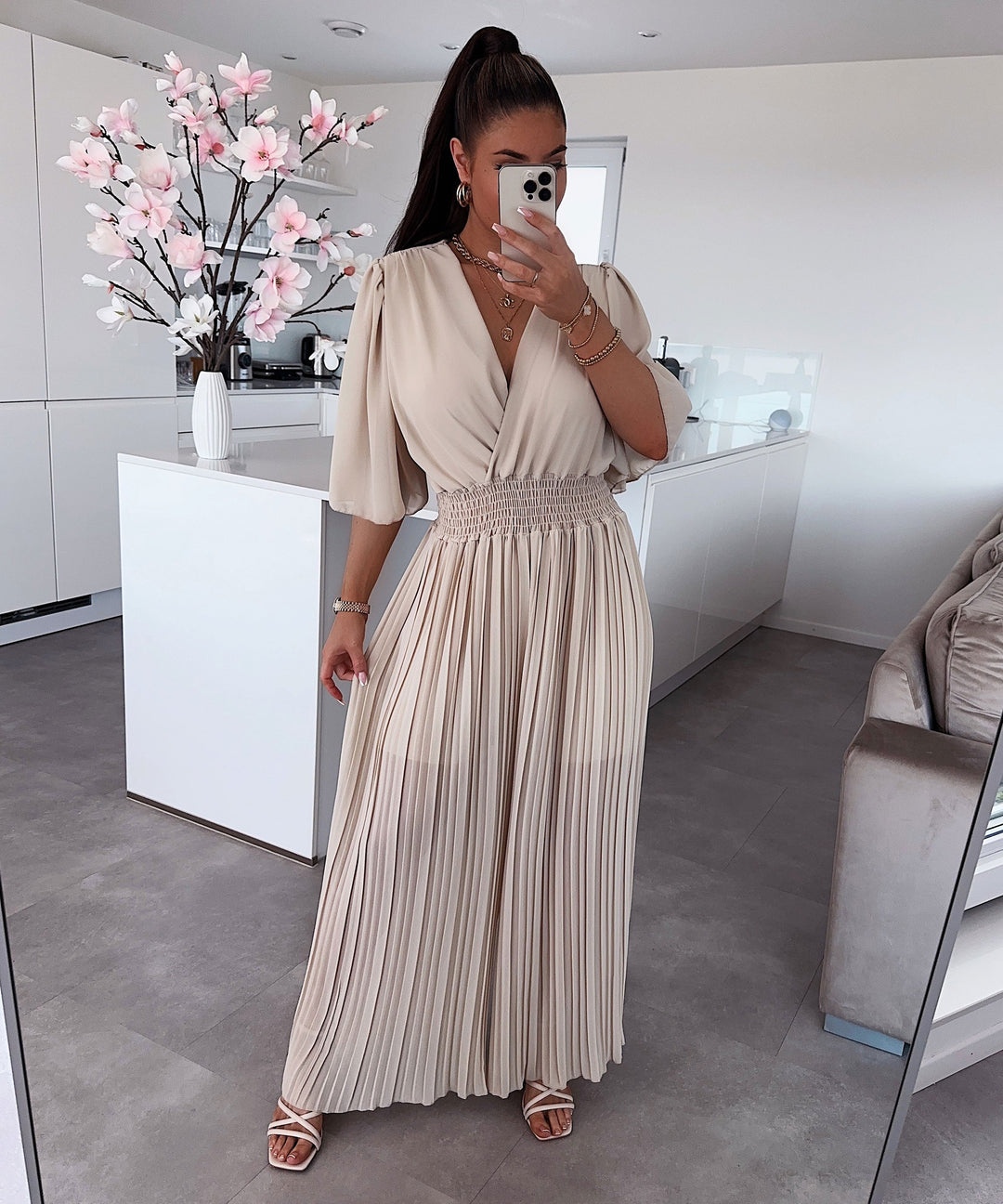 Stariel | Elegantes Einteiliges Outfit Für Damen in Beige