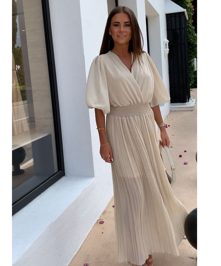 Stariel | Elegantes Einteiliges Outfit Für Damen in Beige