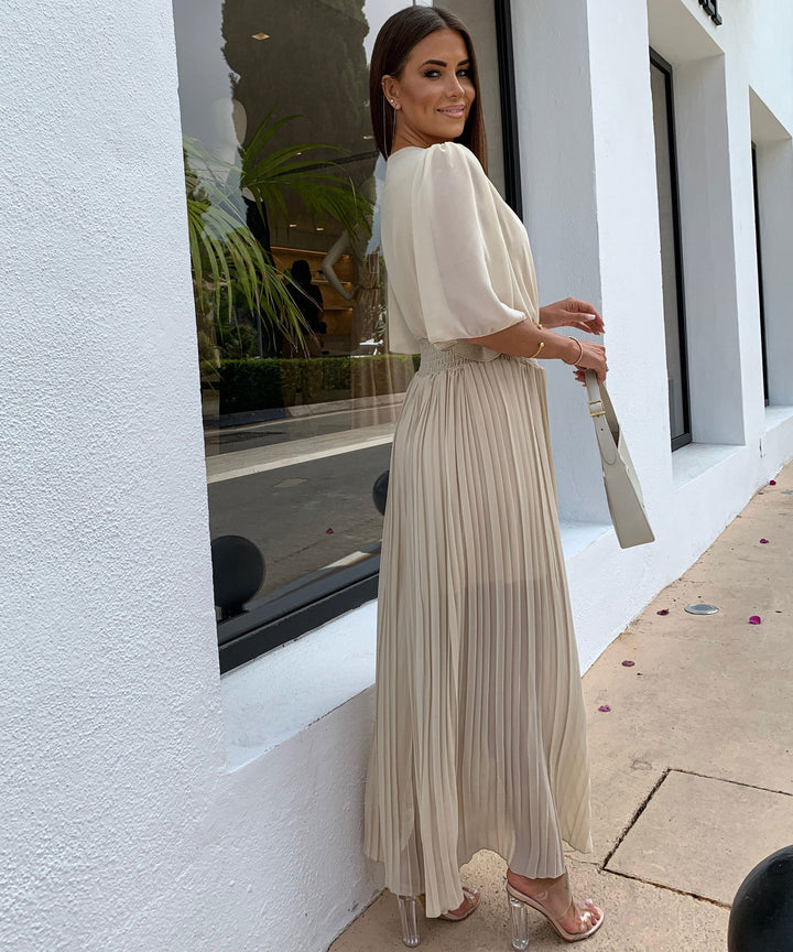 Stariel | Elegantes Einteiliges Outfit Für Damen in Beige