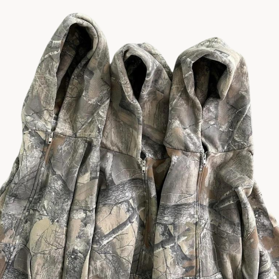 Übergroßer Tarnung-Kapuzenpullover