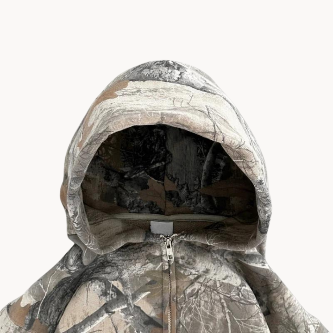 Übergroßer Tarnung-Kapuzenpullover