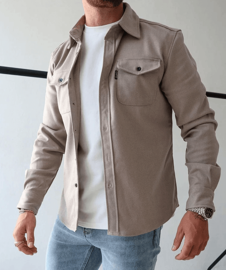 Stylisches Herbsthemd für Männer