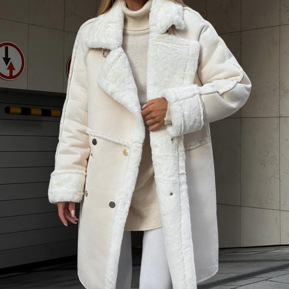 Delia | Bequeme Plüschjacke für Frauen