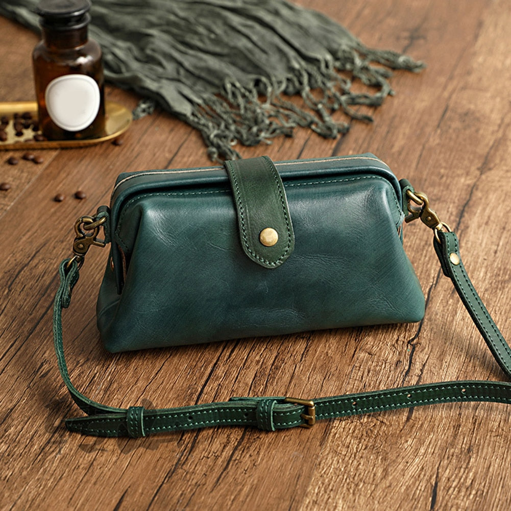 Elsinya | Handgefertigte Retro-Ledertasche