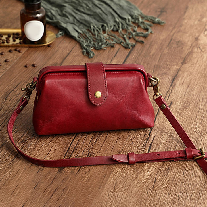 Elsinya | Handgefertigte Retro-Ledertasche