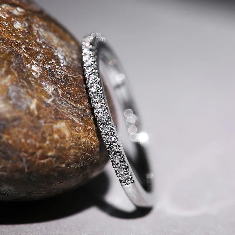 Minimalistischer Halber Ewigkeitsring | Symbol der Ewigen Liebe