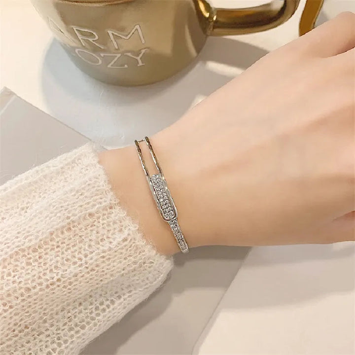 Offener Armreif Armband mit Funkelndem Akzent