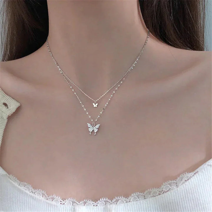 Vivienne | Elegantes Silber Halsketten-Set mit Schimmerndem Schmetterlings-Anhänger