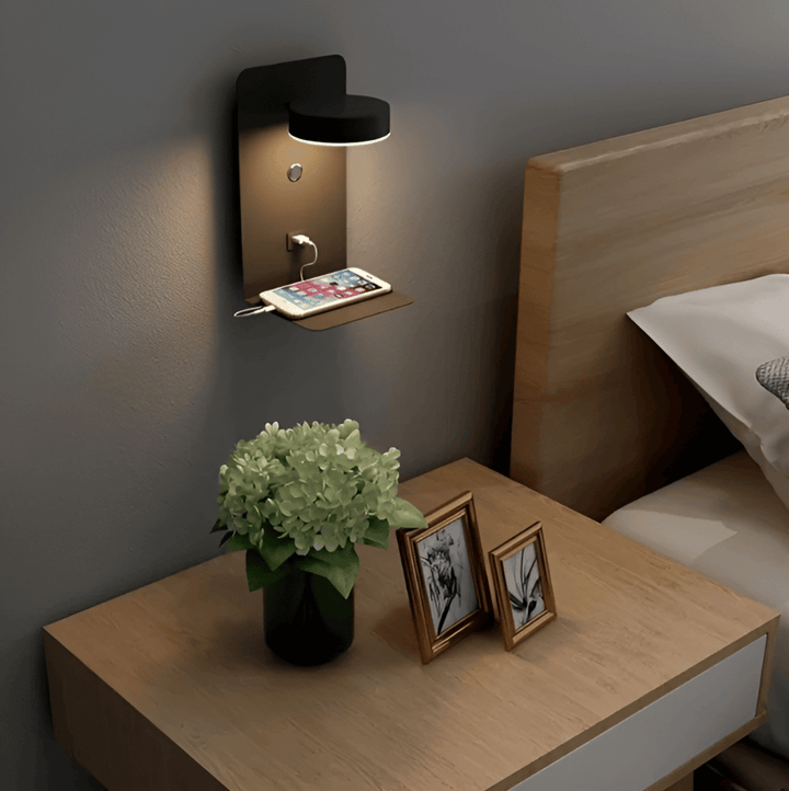 Aluminium Nachttischlampe mit Regal und USB-Ladeanschluss