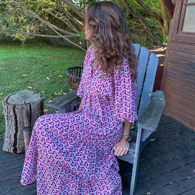 Giulietta | Asymmetrisches V-Ausschnitt Kleid mit Geometrischem Muster
