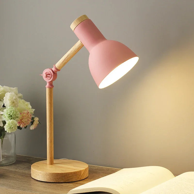 Lurka | Skandinavische Tischlampe