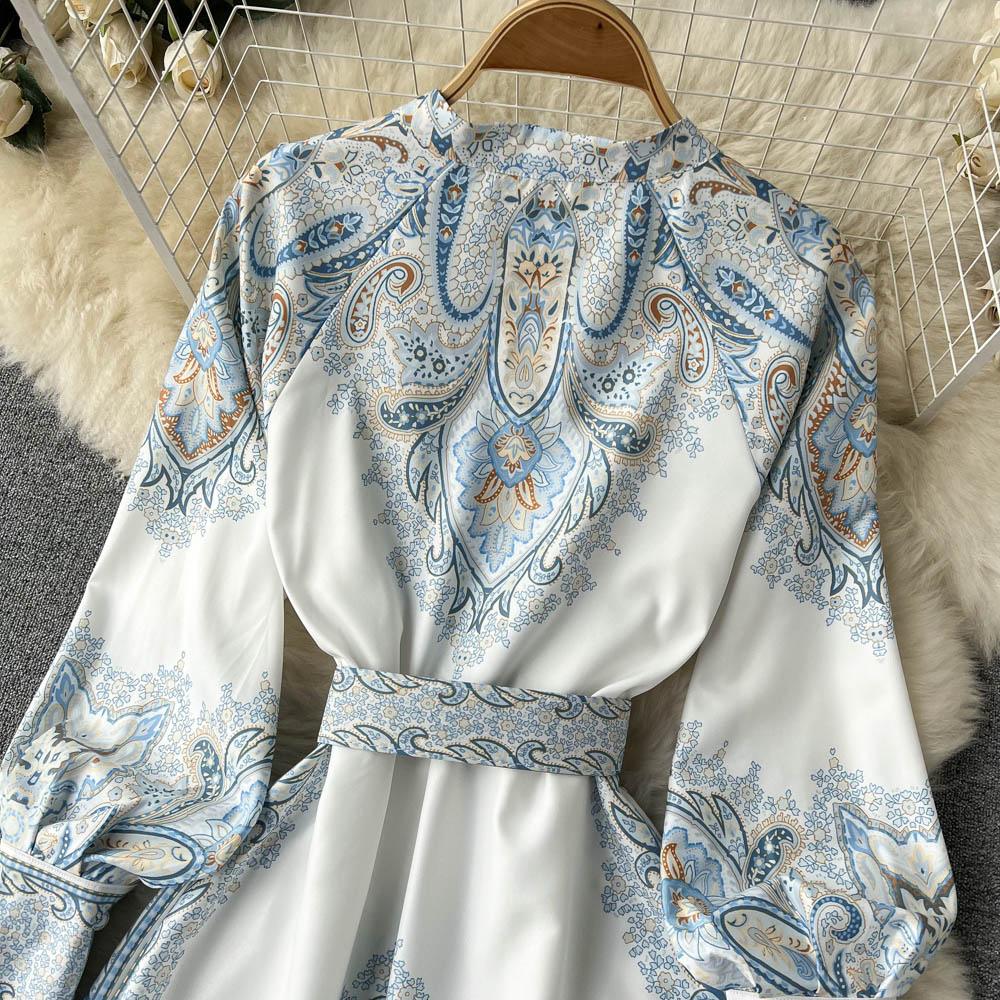 Aribella | Blumig A-Linien Kleid