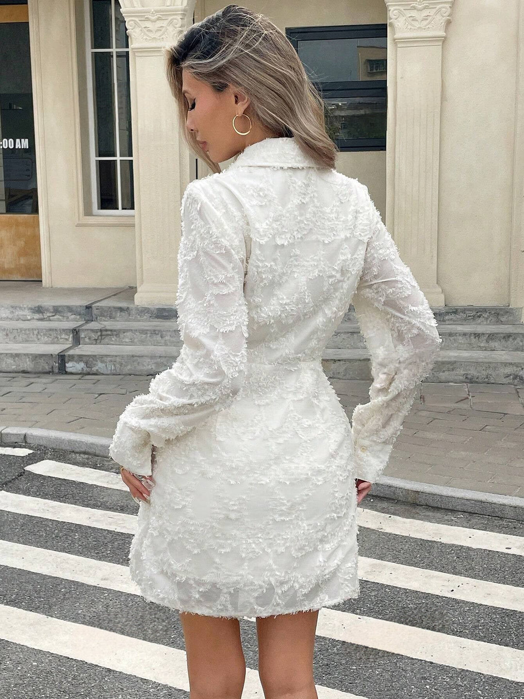 Boudica | Elegantes Weißes Minikleid für Frauen