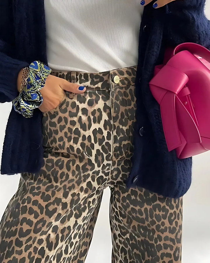 Nyelle | Damen Jeans mit Leopardenmuster