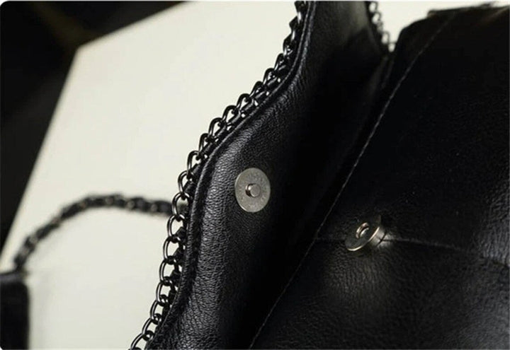 Revna | Klassische und Stilvolle Damen-Clutch-Tasche