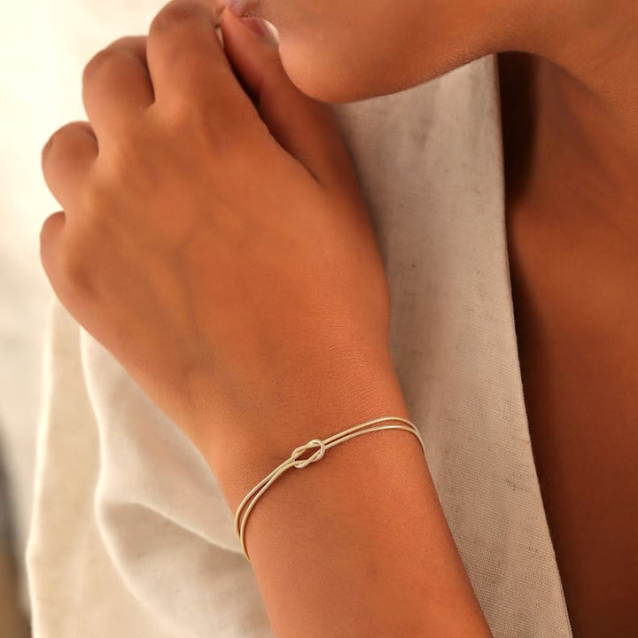 Vaella | Stilvolles Liebes Knoten Armband