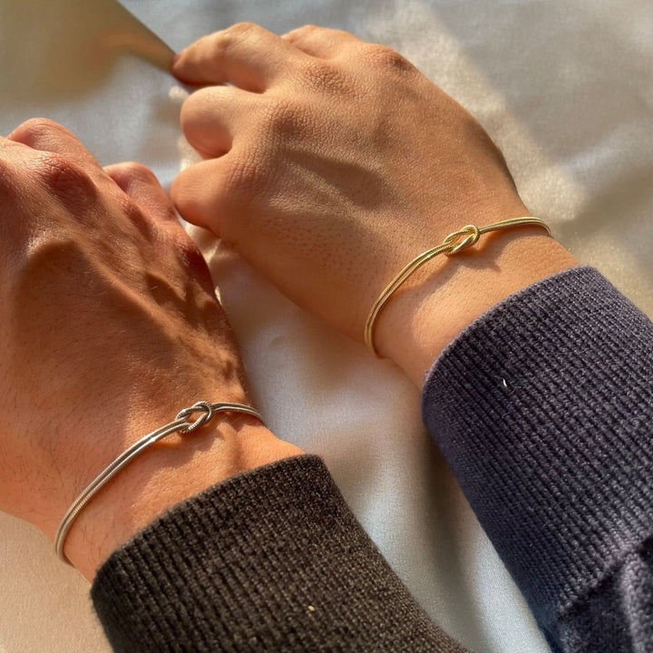 Vaella | Stilvolles Liebes Knoten Armband