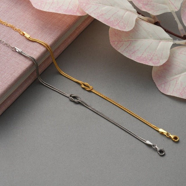 Vaella | Stilvolles Liebes Knoten Armband