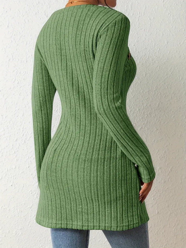 Ovelisse | Asymmetrisches Geknöpftes Geripptes Oberteil Für Frauen