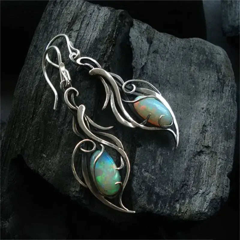 Jahrgang Blaue Opal Ohrringe