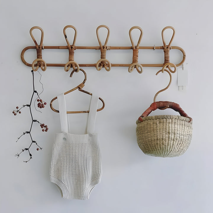 Handgemachter Boho Wandregal - Rattan Kleiderhaken für Kinderzimmer