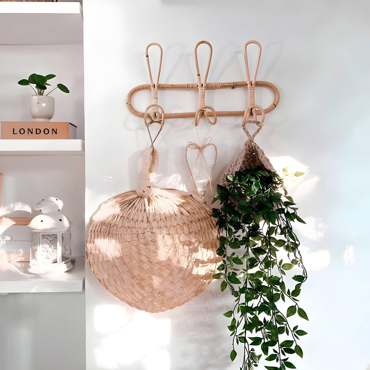 Handgemachter Boho Wandregal - Rattan Kleiderhaken für Kinderzimmer